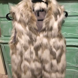 White House black market faux fur vest